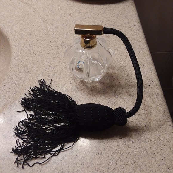 i am selling an  vintage  womens perfume atomizer - Picture 1 of 3